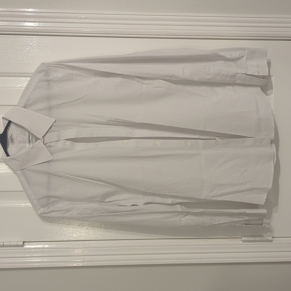 Calvin Klein white men's dress shirt slim fit medium